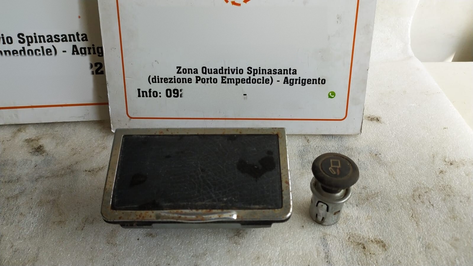 posacenere accendisigari - Immagine 1 di 9