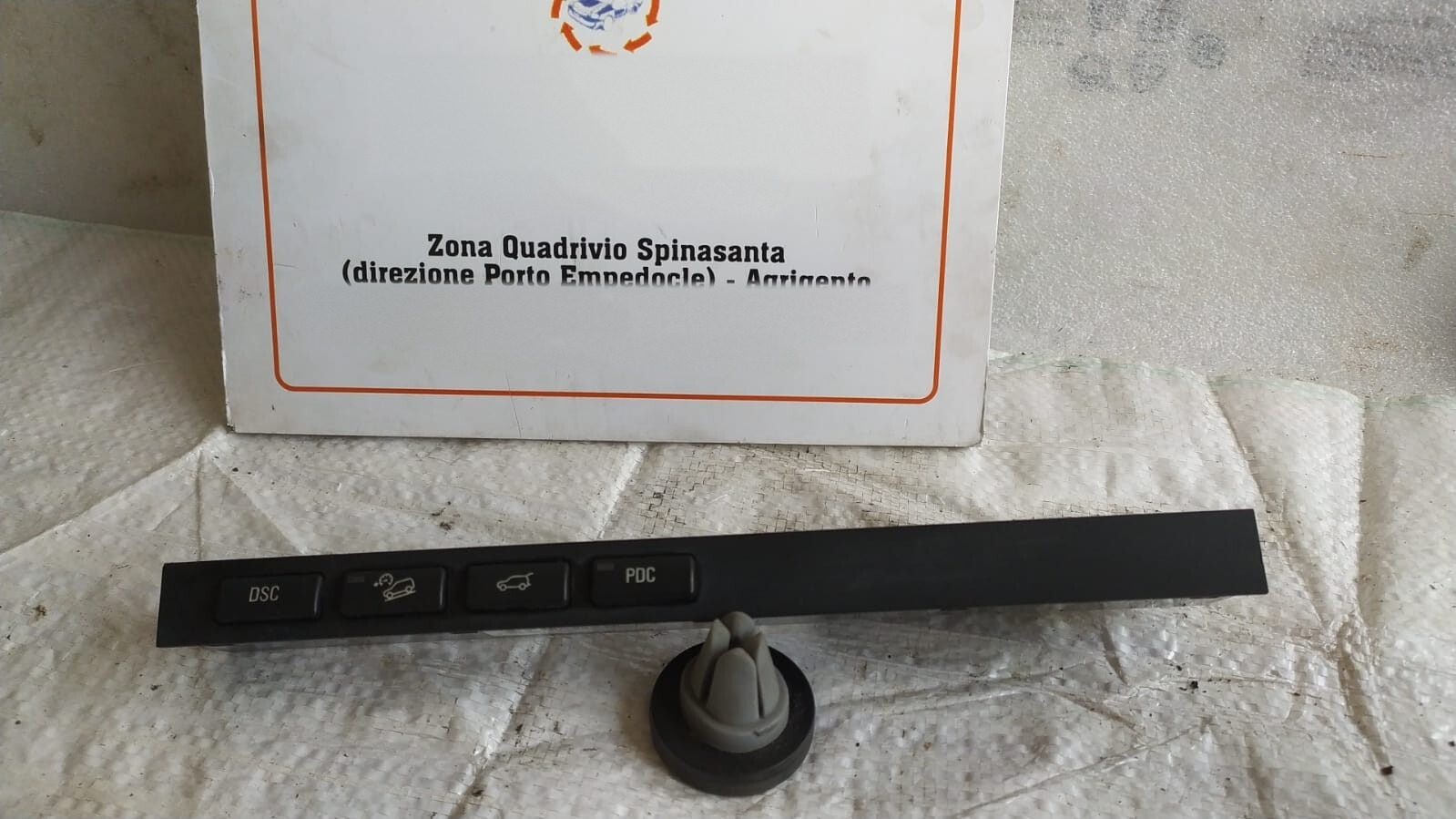pulsantiera centrale comandi dsc apertura chiusura portellone - Immagine 1 di 5