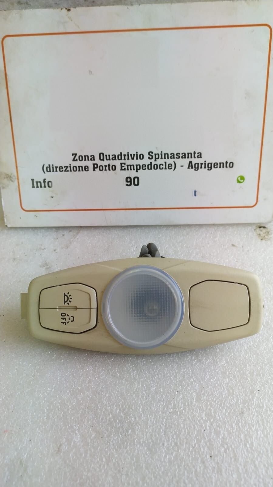 luce cortesia post. tetto - Immagine 1 di 6