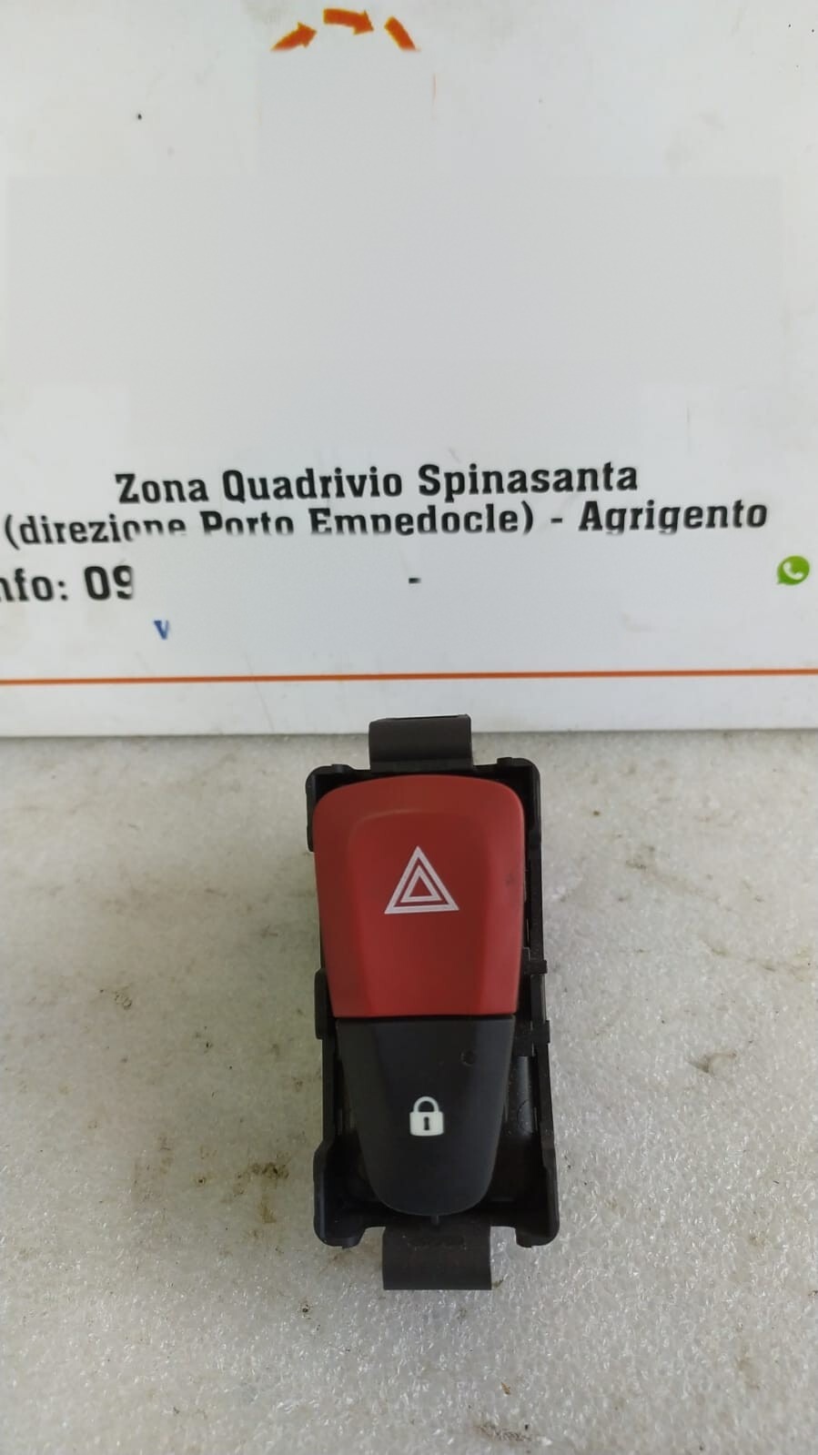 interruttore pulsante 4 quattro frecce blocco porte - Immagine 1 di 4