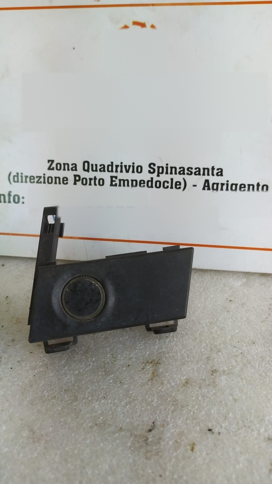 sensore parcheggio ant. sinistro - Immagine 1 di 3