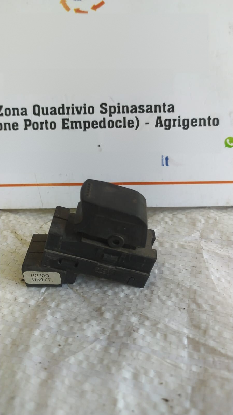 Interruttore alzacristalli porta ant. Destro - Immagine 1 di 4