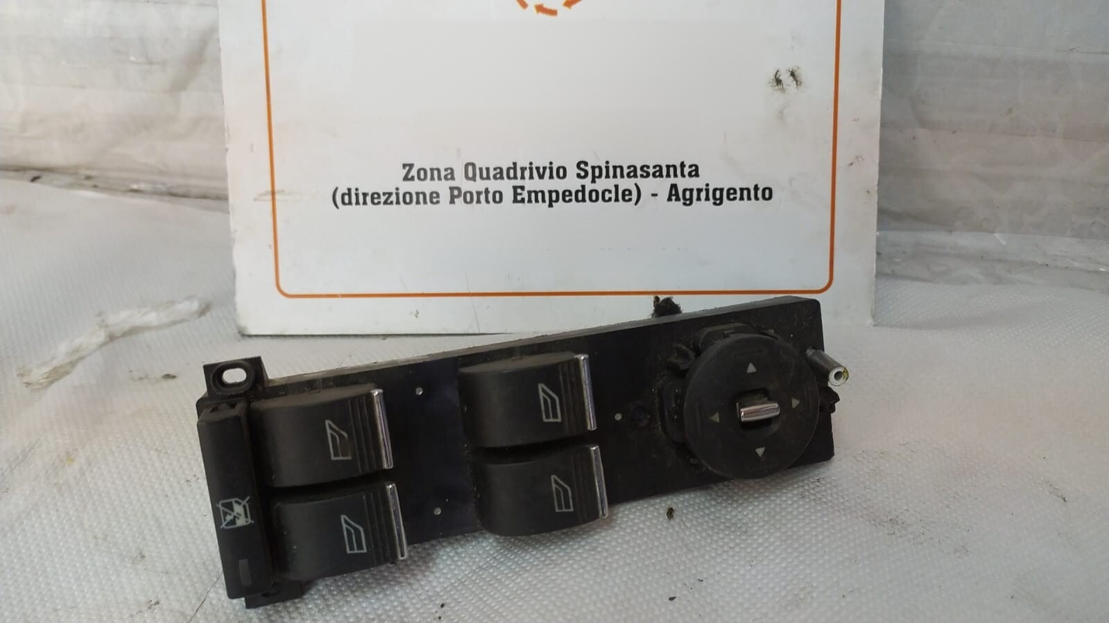 Blocco Comandi Alzacristalli Sinistro (Ford) 8M5T14A132AC Usato