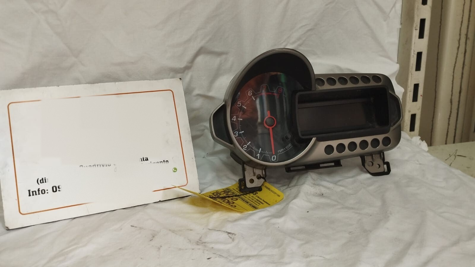 Quadro strumenti compl. - Immagine 1 di 5