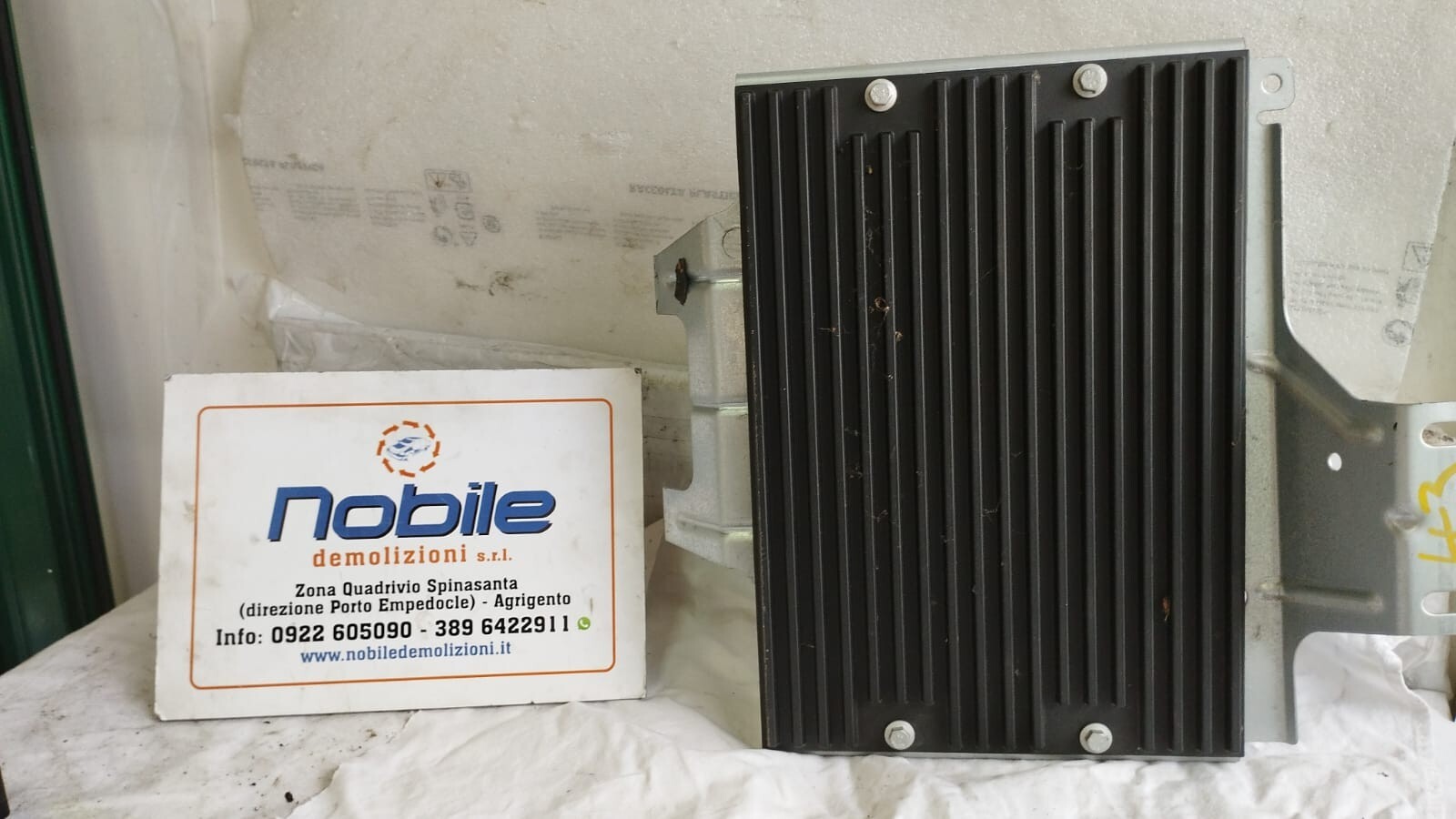 Amplificatore Hi-fi (Land Rover) 6H5218C808DD Usato