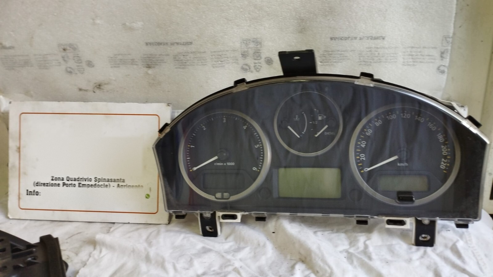 Quadro strumenti compl. - Immagine 1 di 6