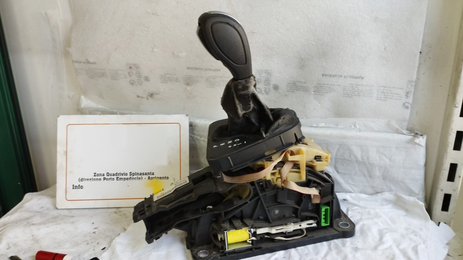 leva cambio automatico completa pomello cuffia - Immagine 1 di 8