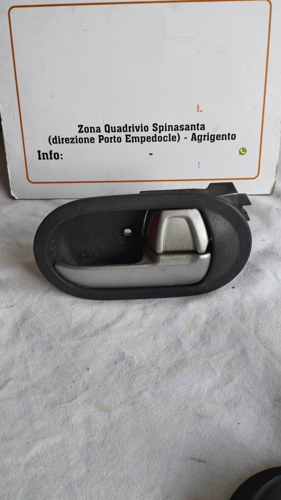 maniglia int. porta destro - Immagine 1 di 4