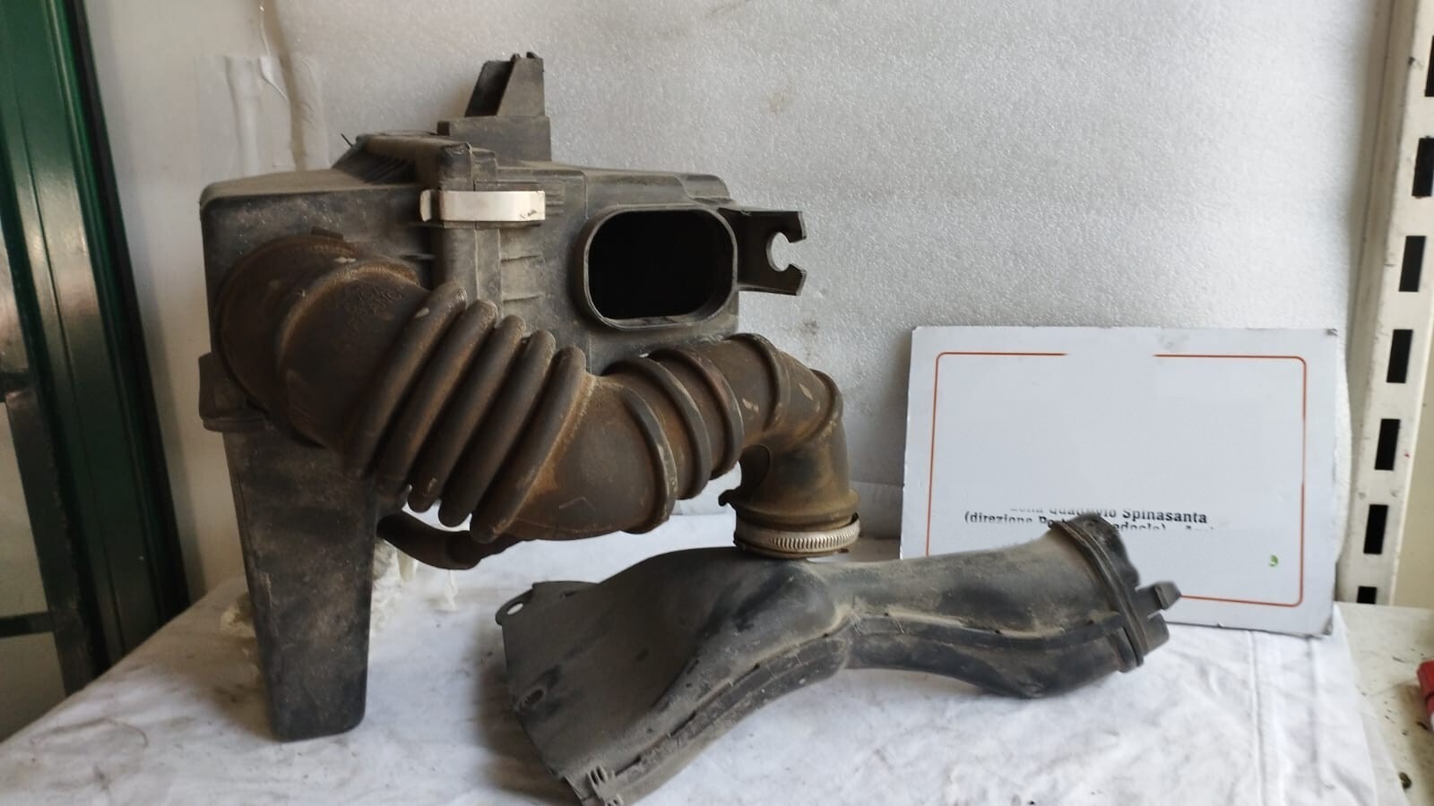 scatola filtro aria tubo manicotto aspirazione - Immagine 1 di 5