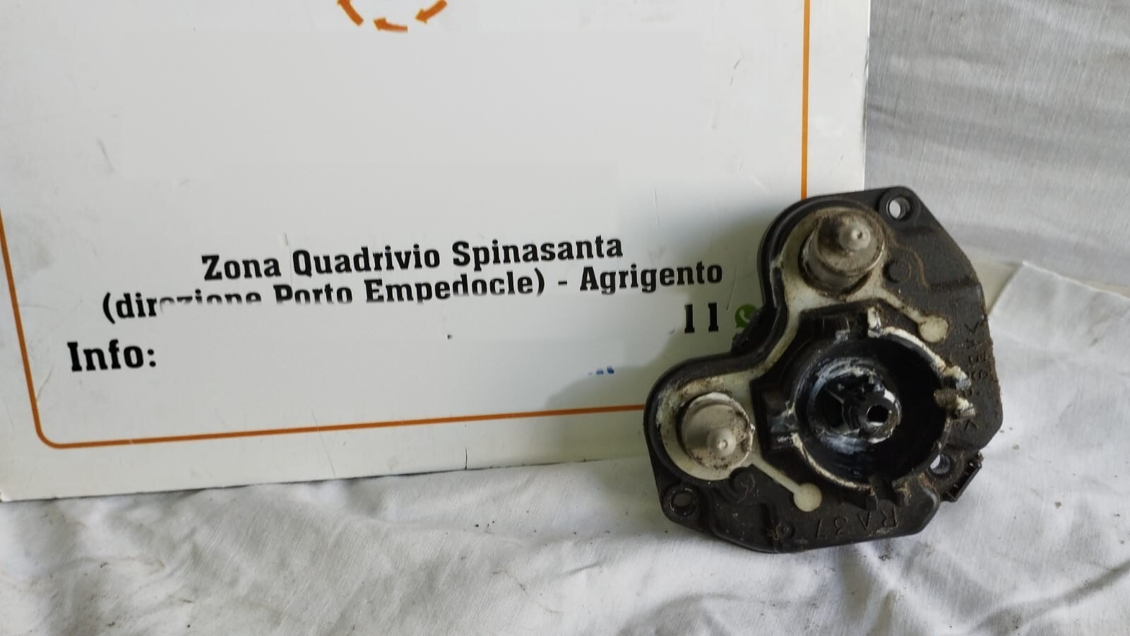 Motorino regolazione retrovisore est. Sinistro - Immagine 1 di 4