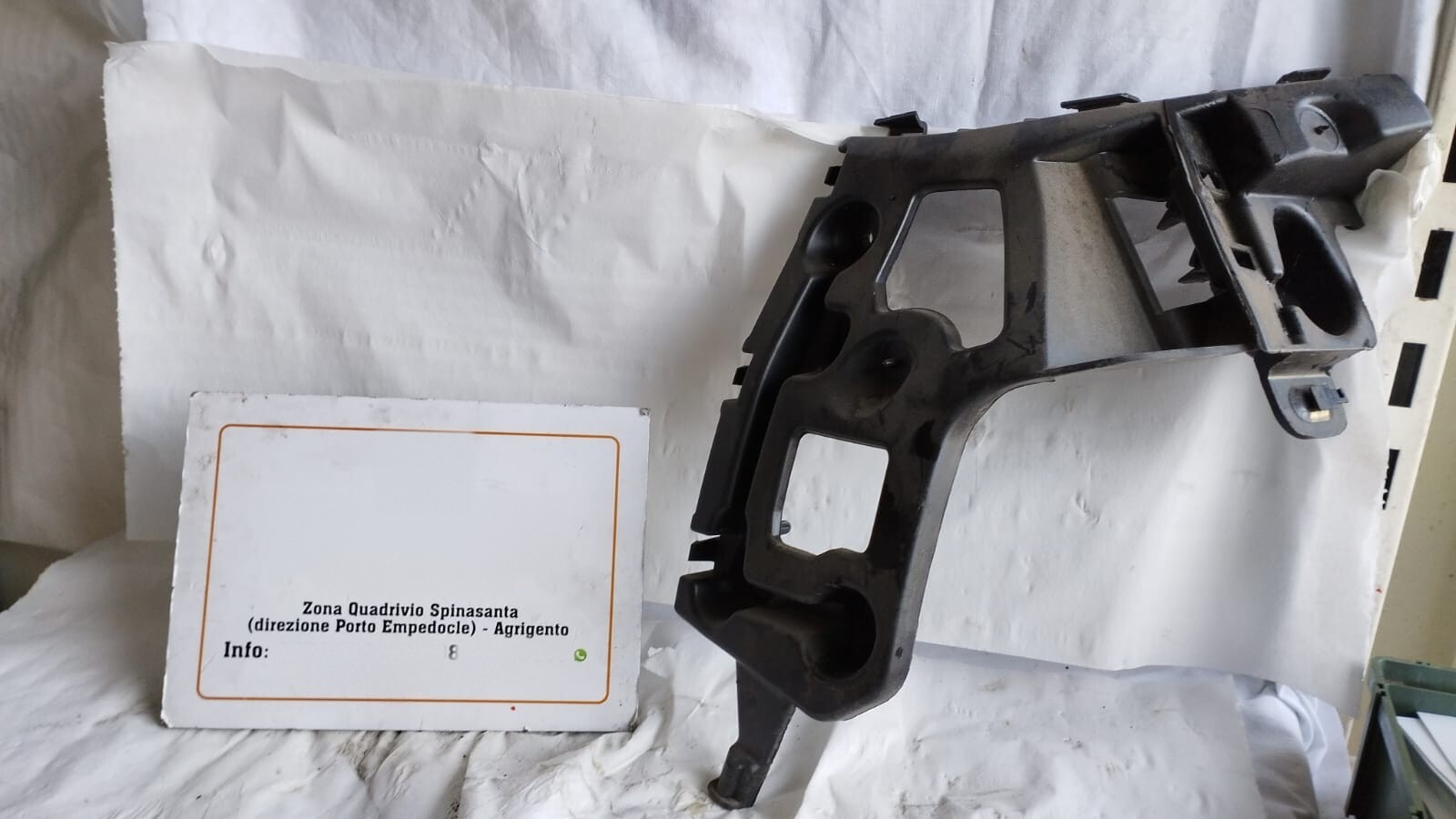 Supporto Paraurti Post. Sinistro (Renault) Usato