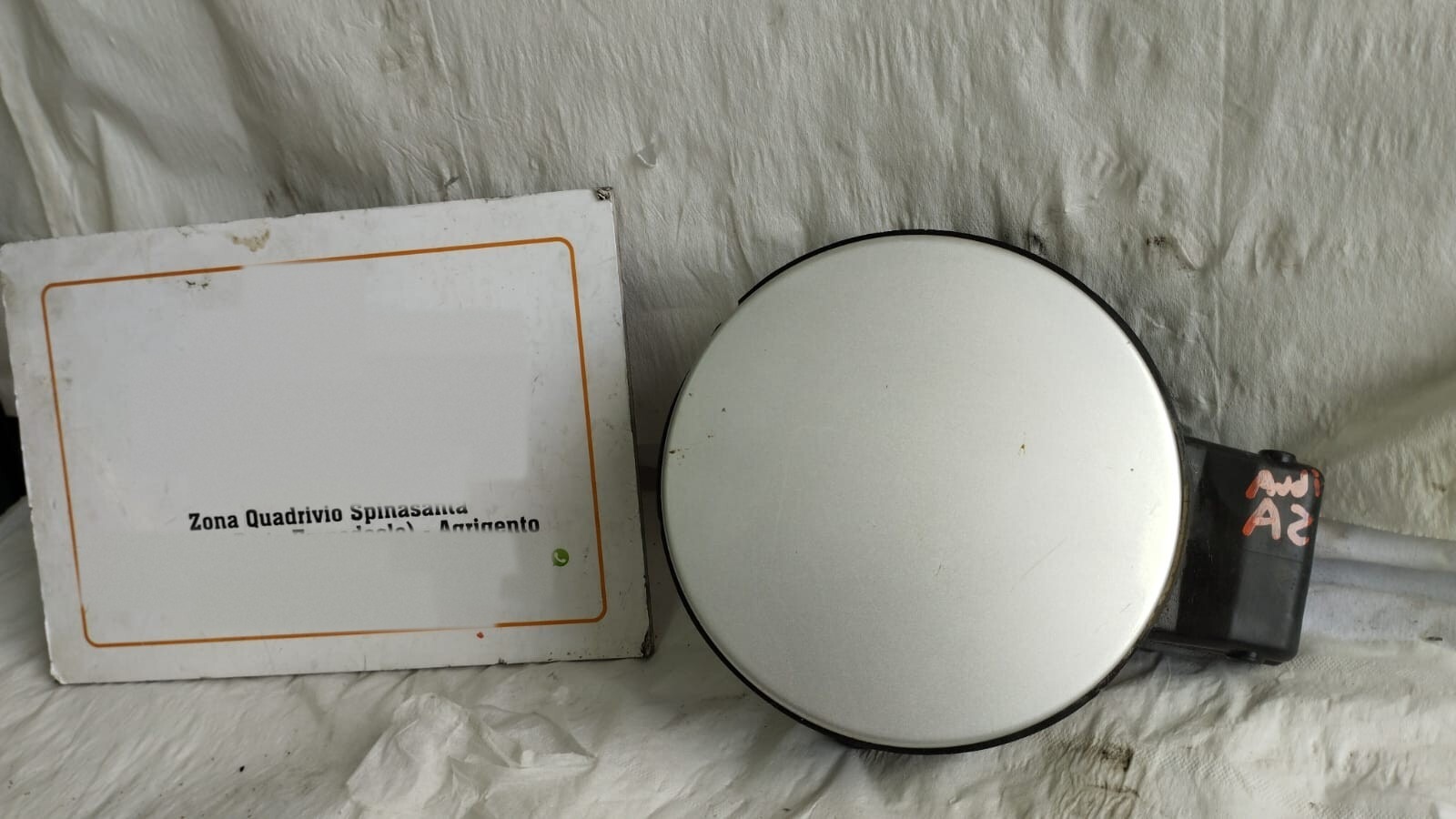 Sportello carburante - Immagine 1 di 6