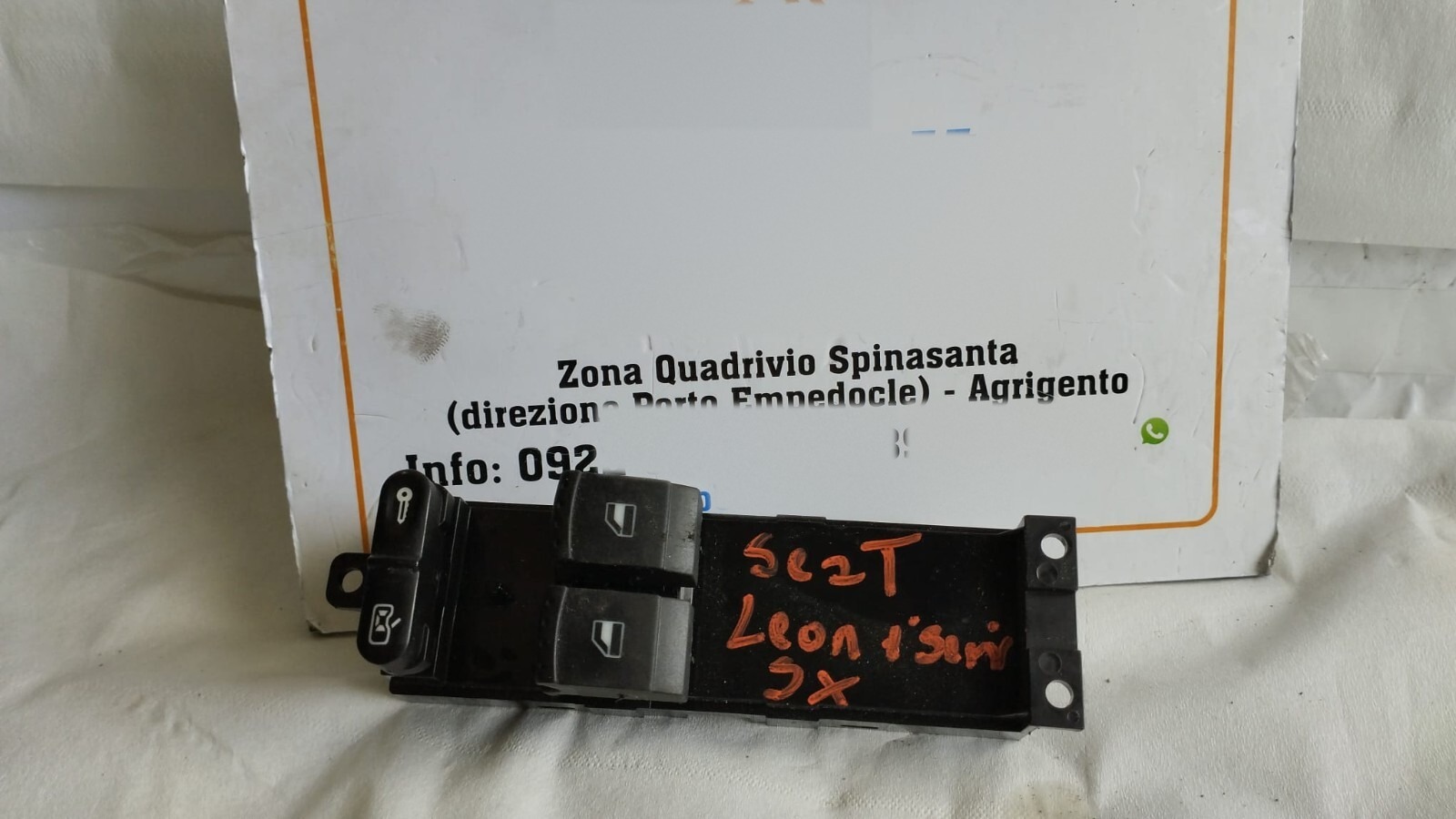 Interruttore alzacristalli porta ant. Sinistro - Immagine 1 di 5