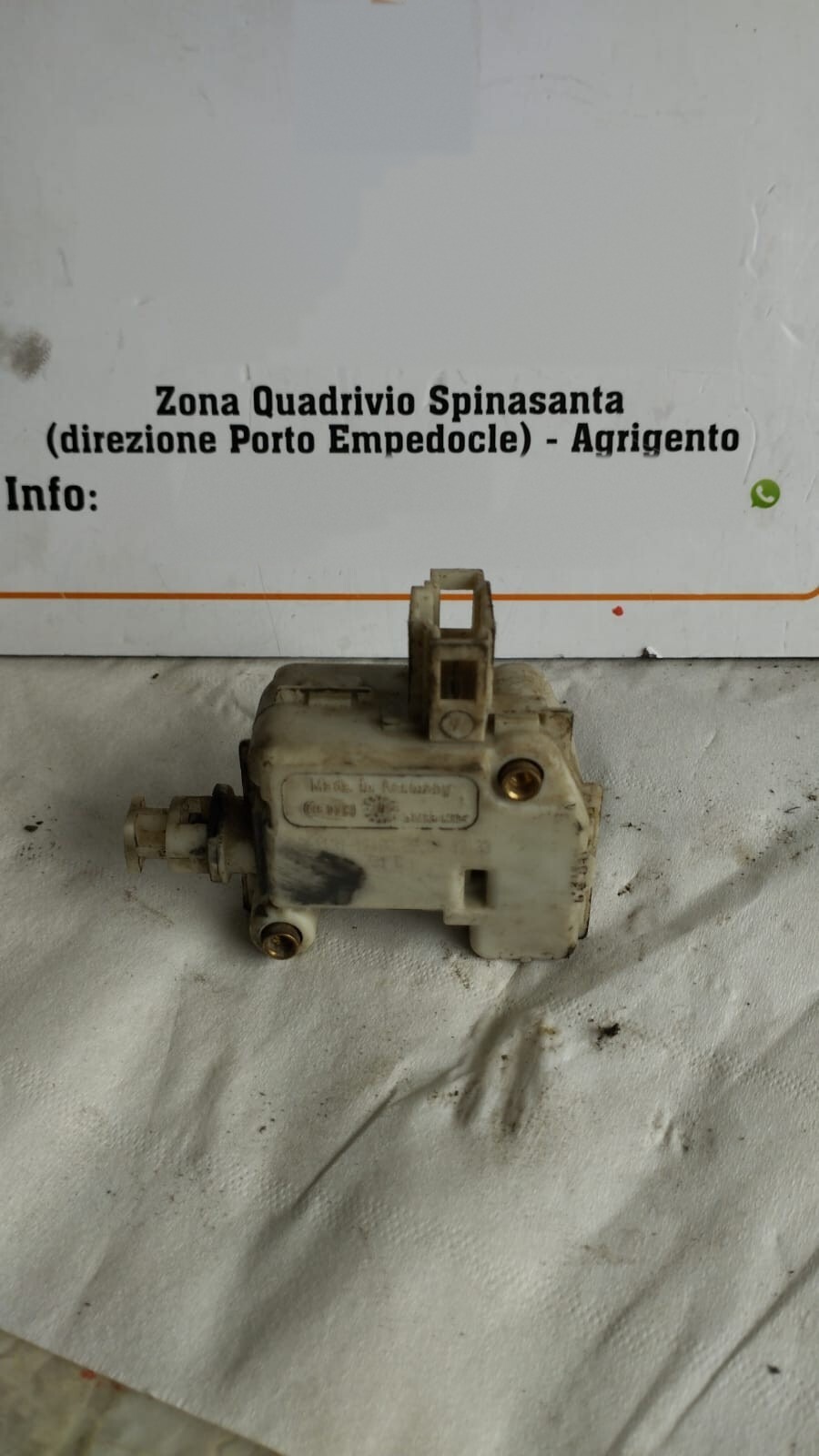 dispositivo chiusura c.zta sportello carburante - Immagine 1 di 4