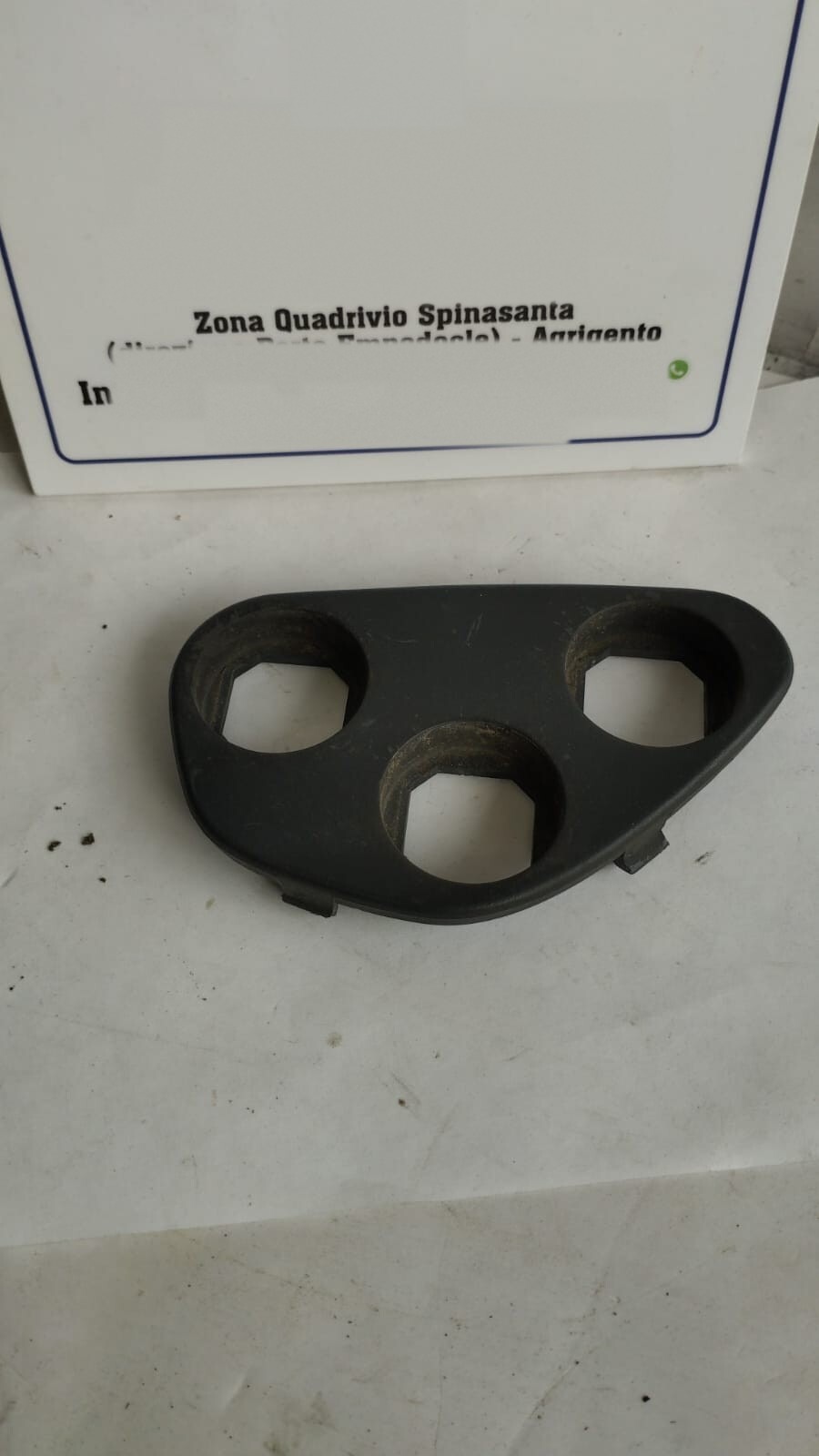 cornice rivestimento pulsantiera luci sinistro - Immagine 1 di 4