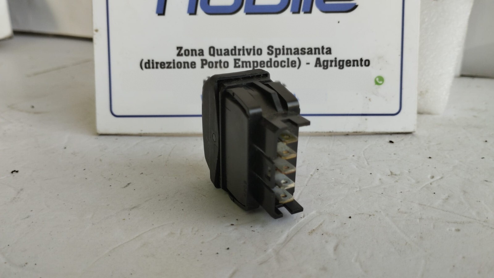 Interruttore alzacristalli porta ant. Destro - Immagine 1 di 4