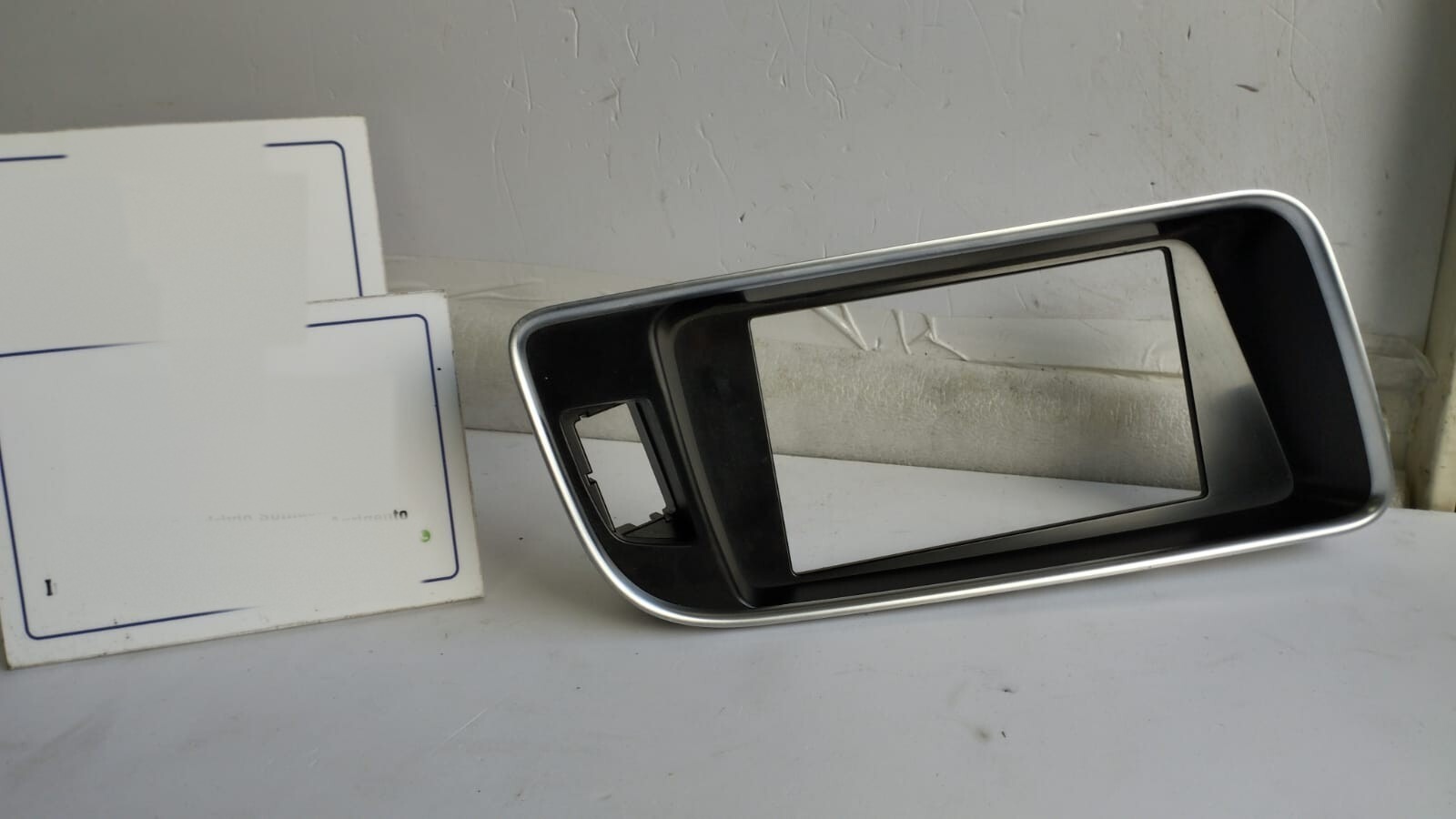 rivestimento cornice autoradio display centrale - Immagine 1 di 6