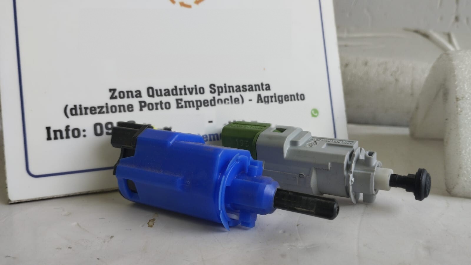 coppia interruttore sensore pedale frizione - Immagine 1 di 5