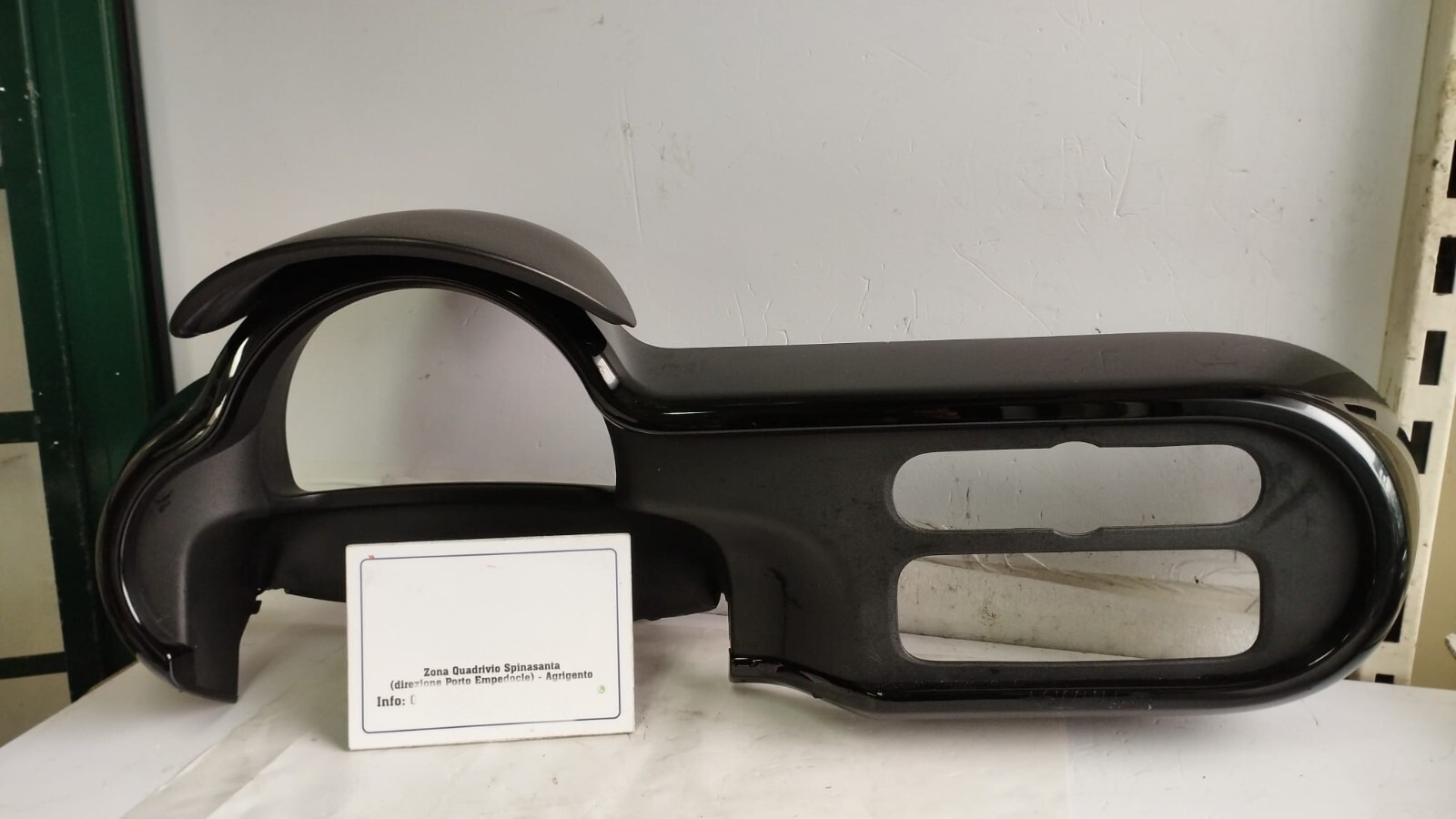 Cornice portastrumenti - Immagine 1 di 8