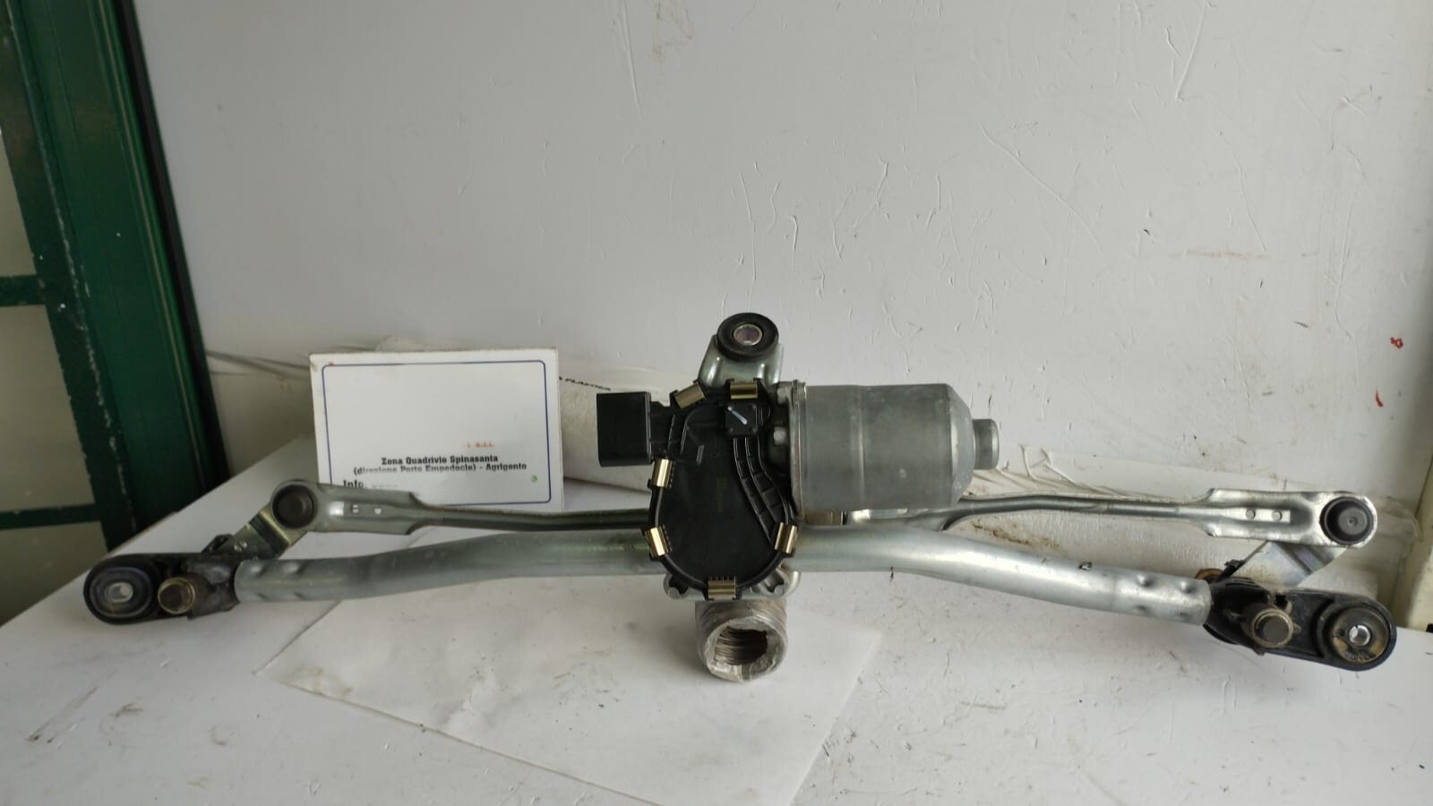 Motorino tergiparabrezza - Immagine 1 di 10