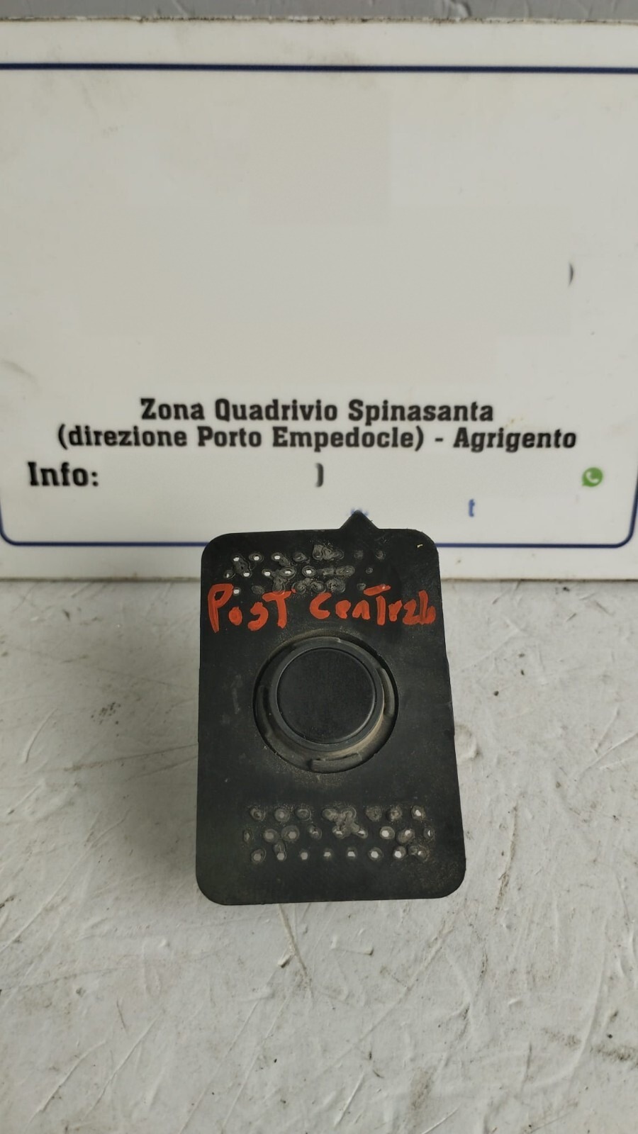 sensore parcheggio post. centr. - Immagine 1 di 5