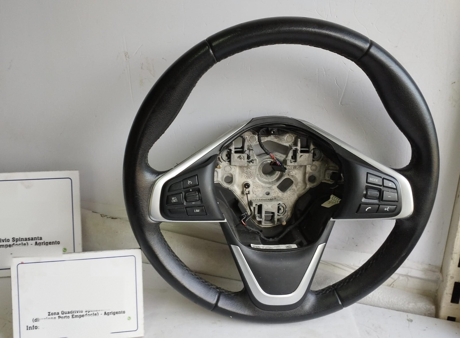 volante manubrio sterzo completo di comandi - Immagine 1 di 10