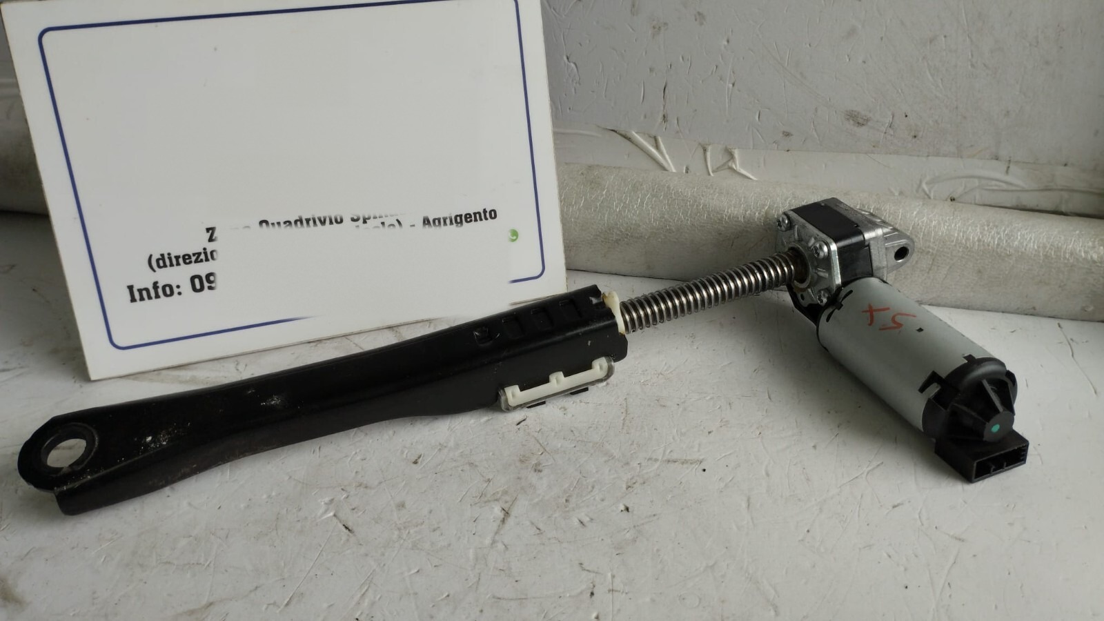 motorino regolazione sedile ant. sinistro - Immagine 1 di 4