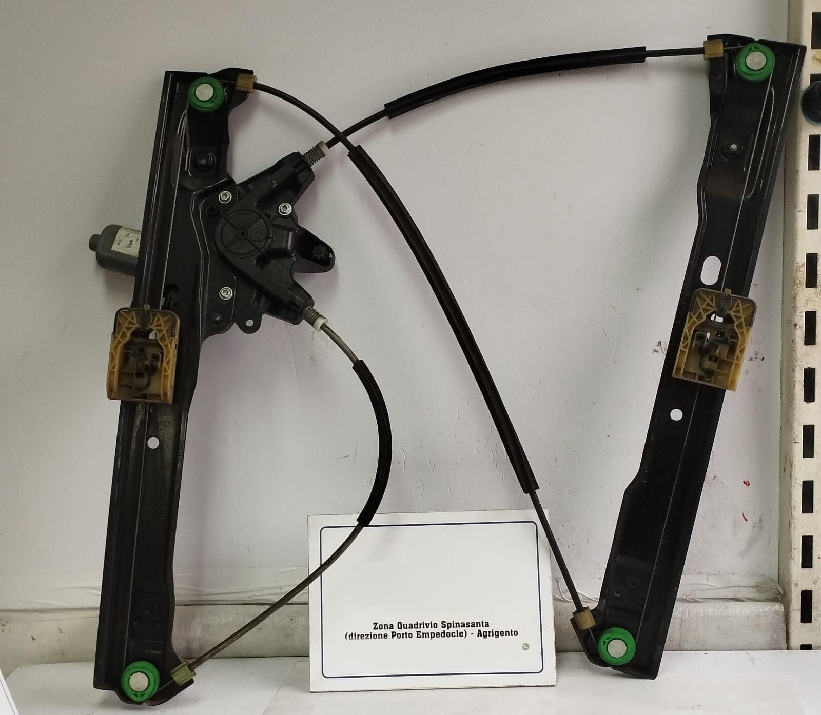 Motorino alzacristallo porta ant. Sinistro - Immagine 1 di 9
