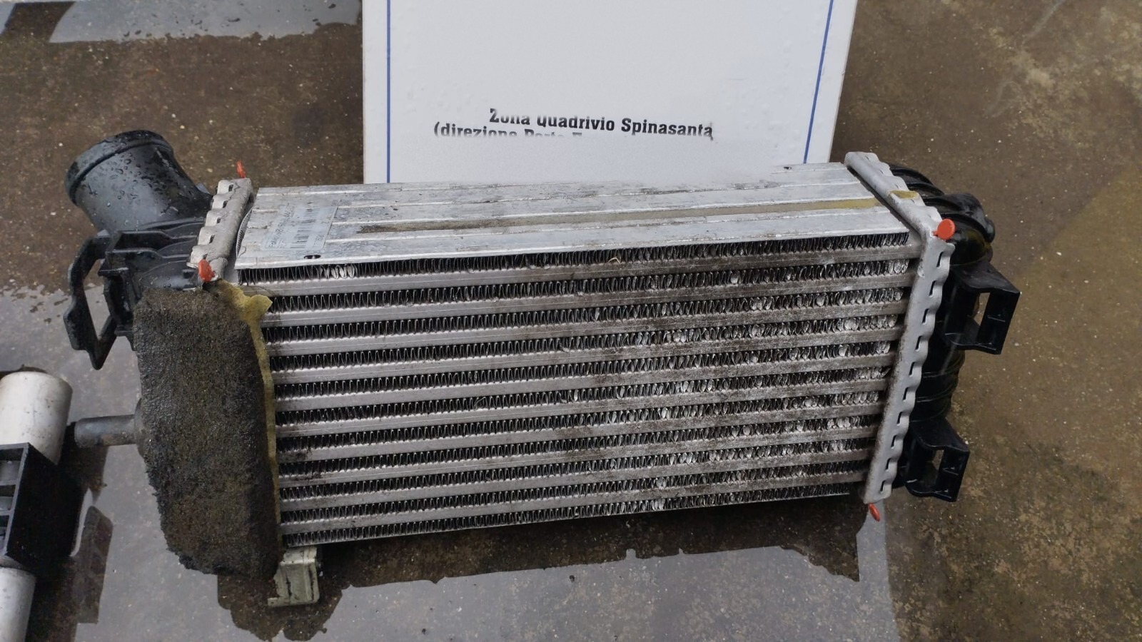 Radiatore aria intercooler - Immagine 1 di 7