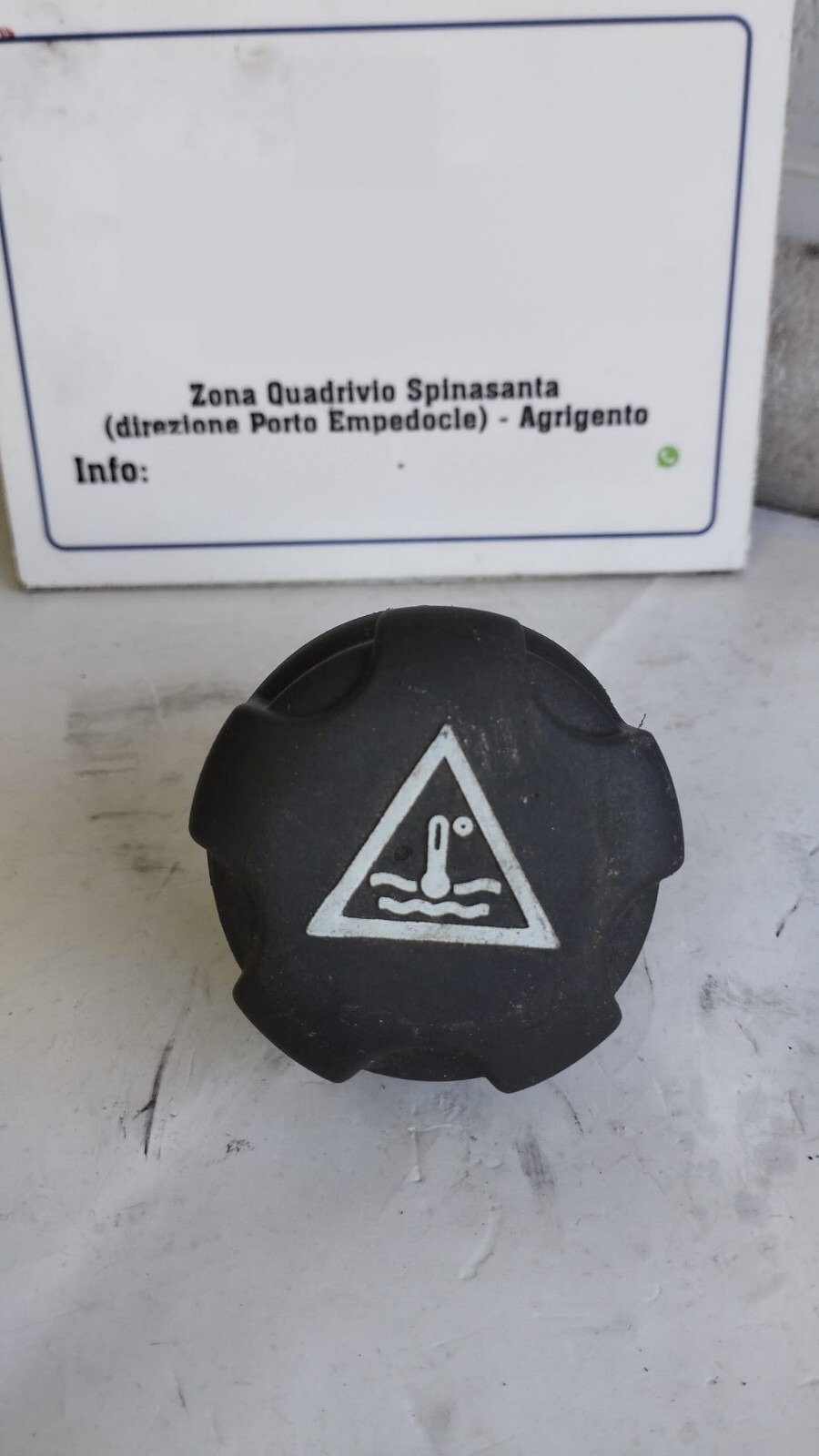 Tappo radiatore acqua - Immagine 1 di 5