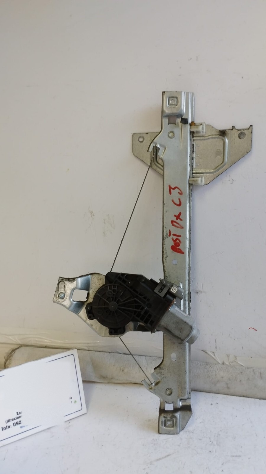motorino alzacristallo posteriore destro - Immagine 1 di 6