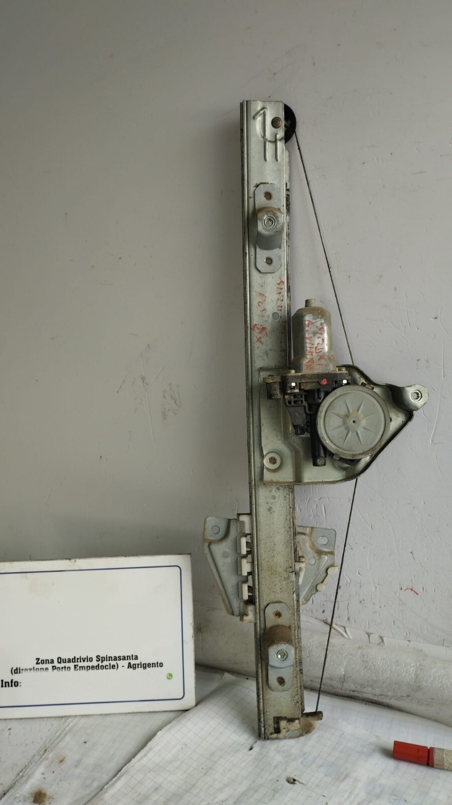 Motorino alzacristallo porta post. Sinistro - Immagine 1 di 5