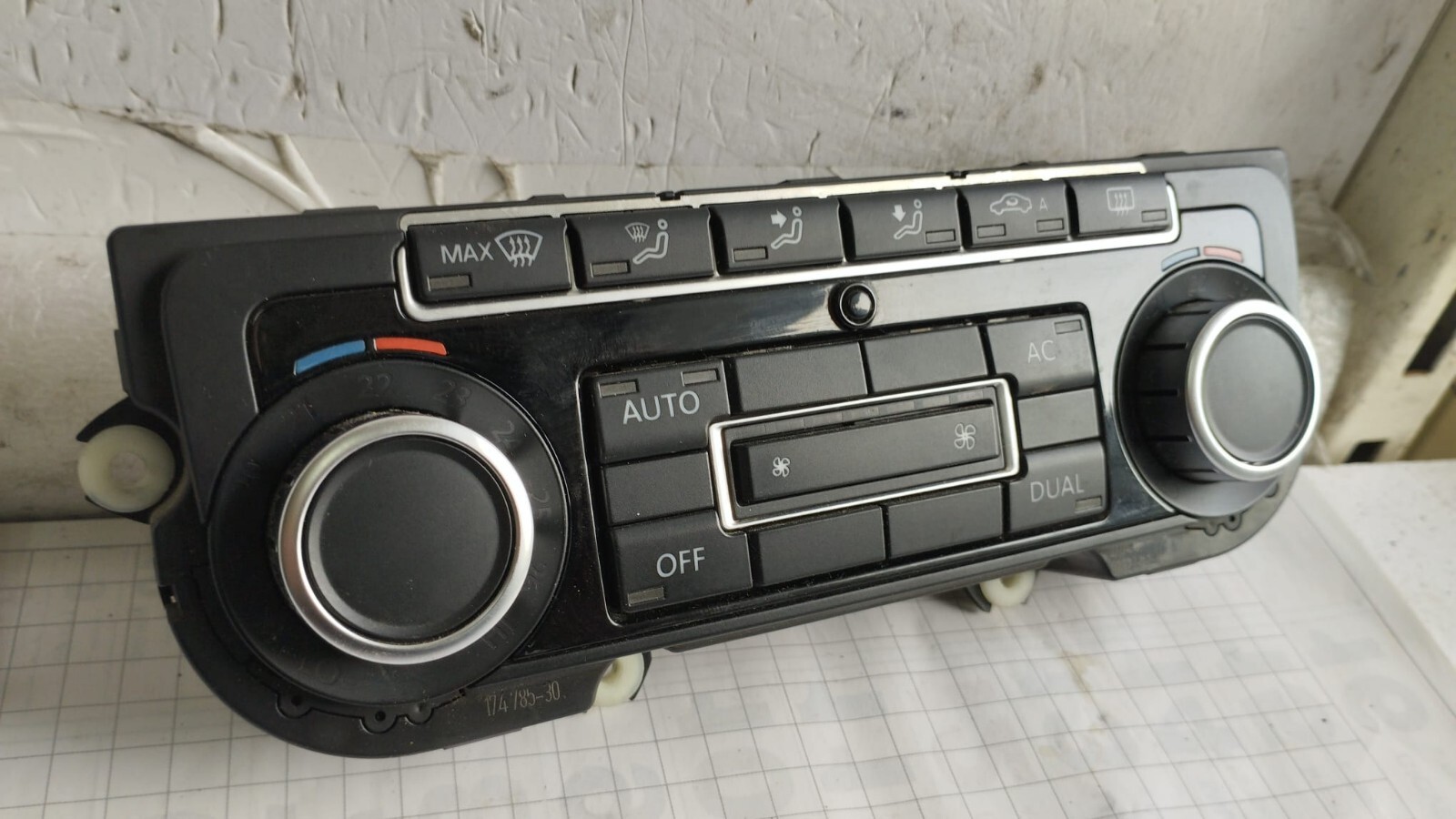 Miniatura 3