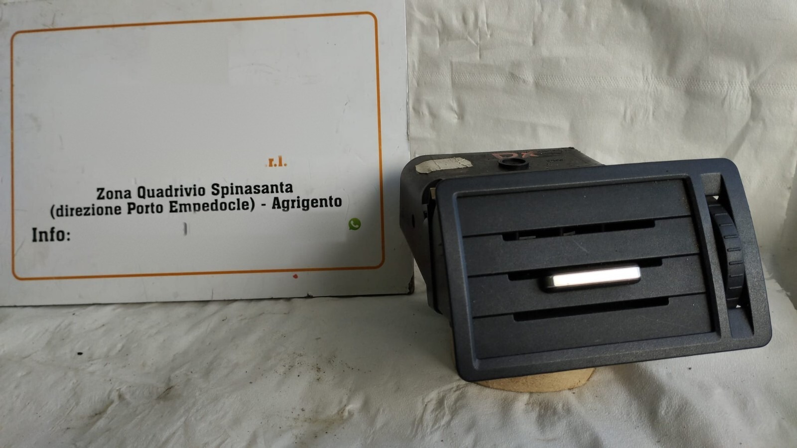 bocchetta aria a/c anteriore destro - Immagine 1 di 5