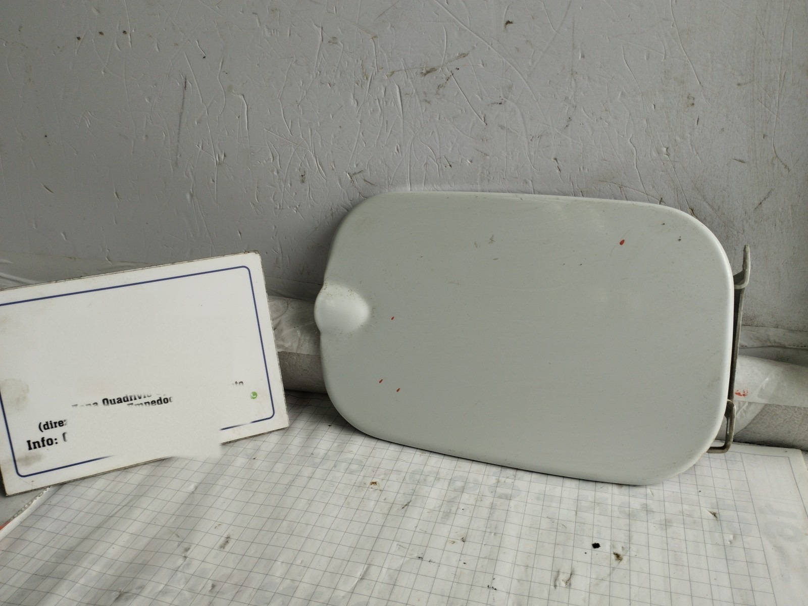 Sportello carburante - Immagine 1 di 7