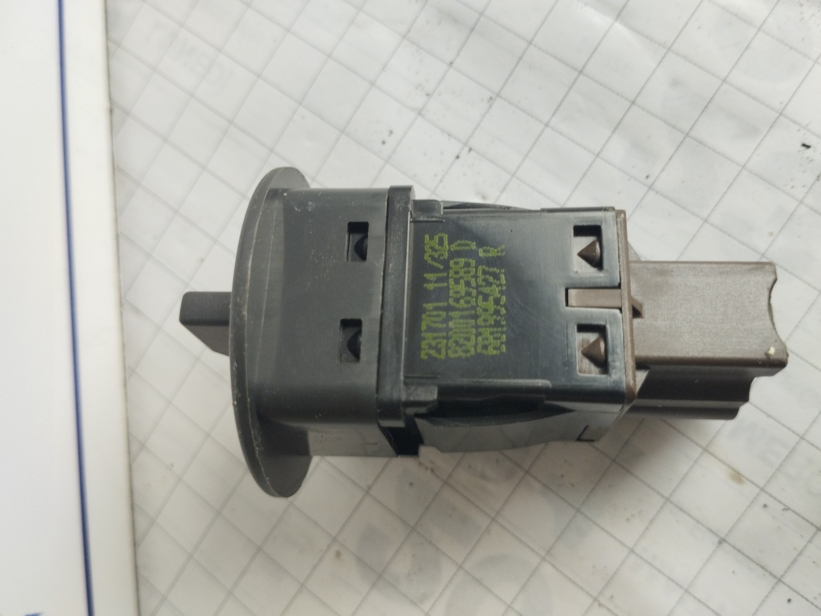 Miniatura 6