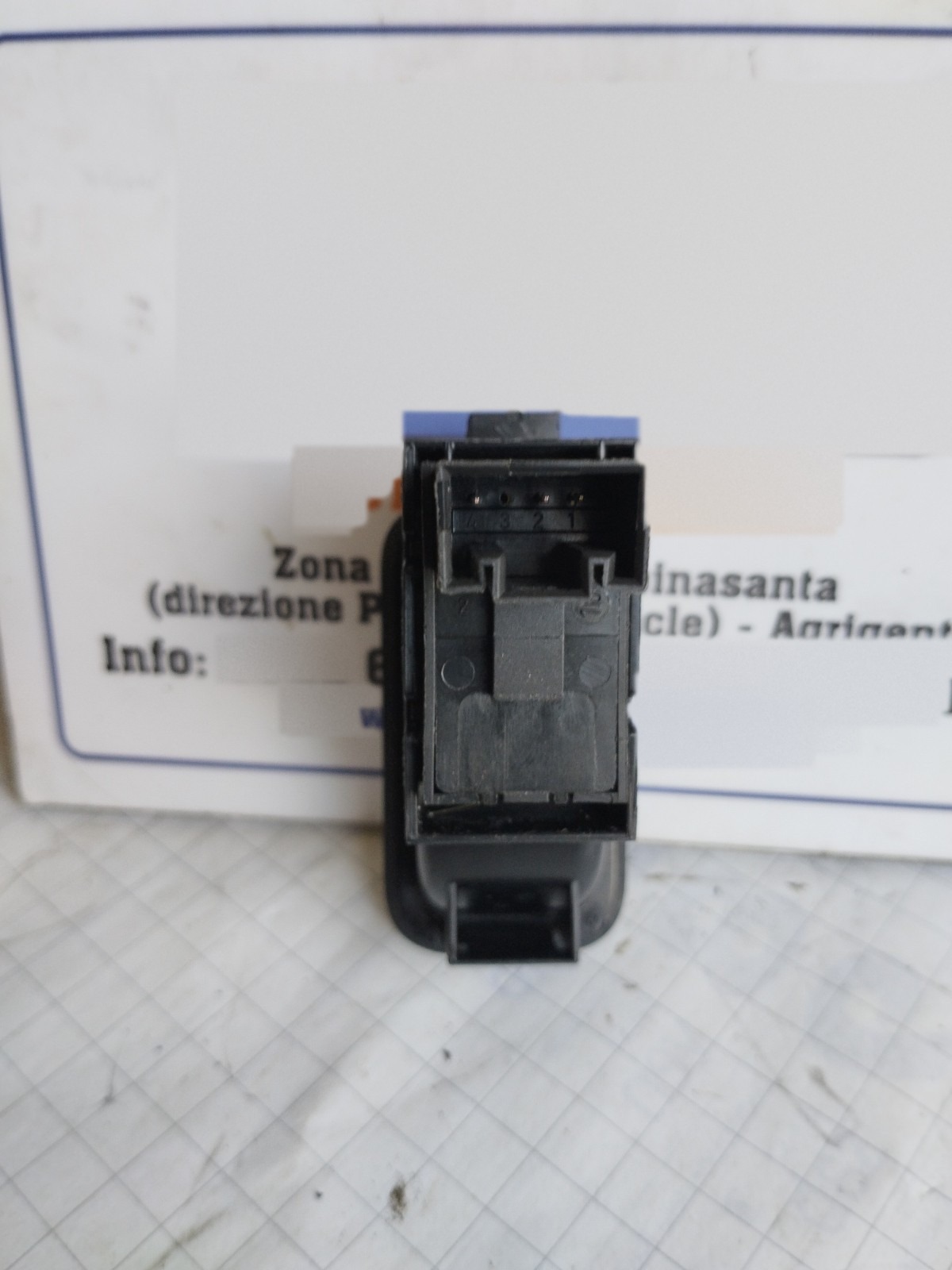 Miniatura 8
