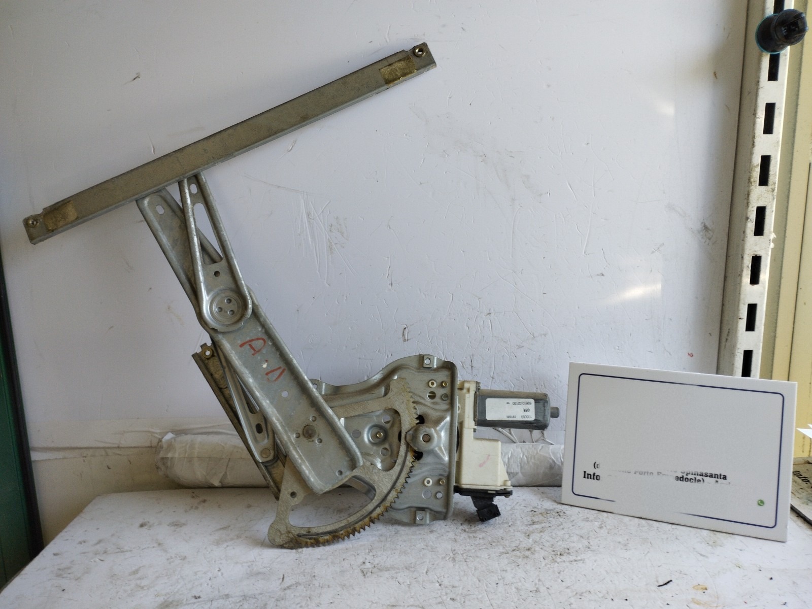 Motorino alzacristallo porta ant. Destro - Immagine 1 di 9
