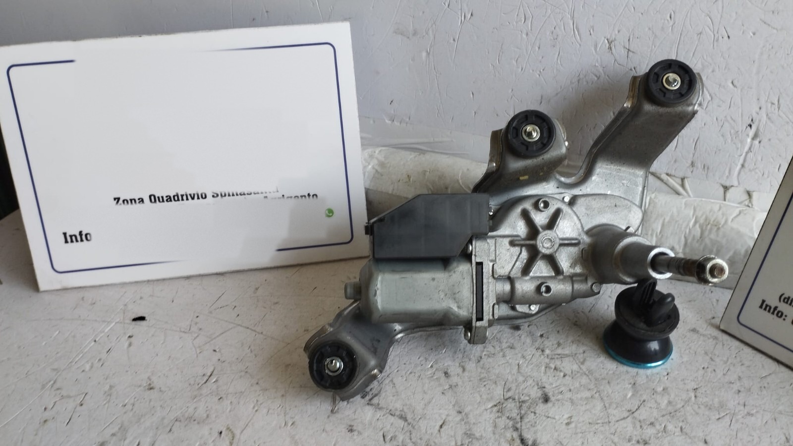 Motorino tergilunotto - Immagine 1 di 7