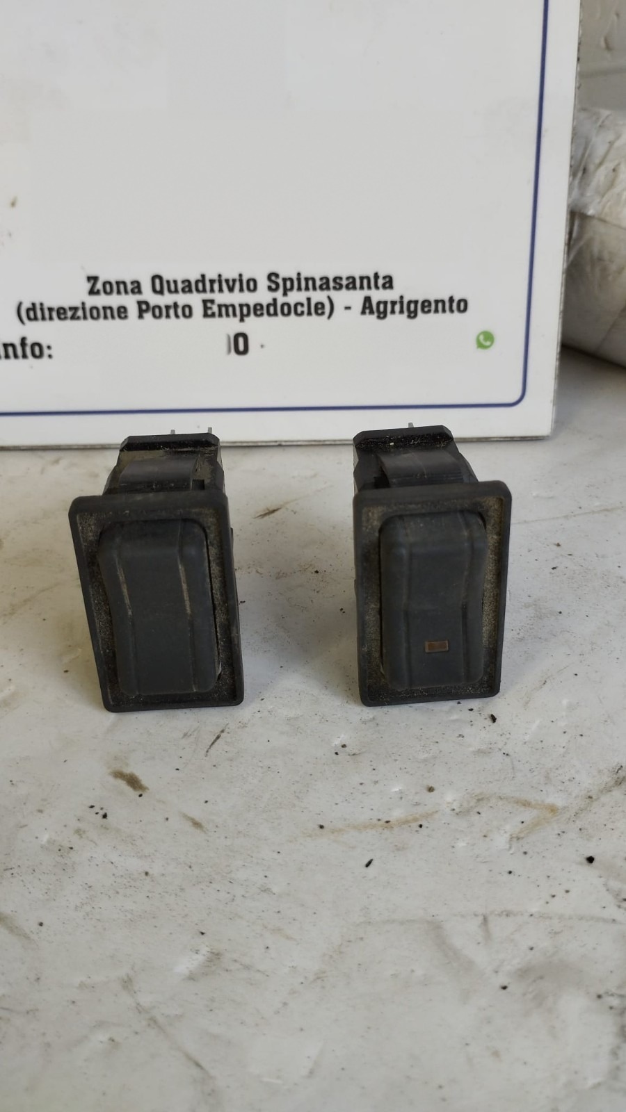pulsante interruttore fendinebbia sbrinamento lunotto - Immagine 1 di 7