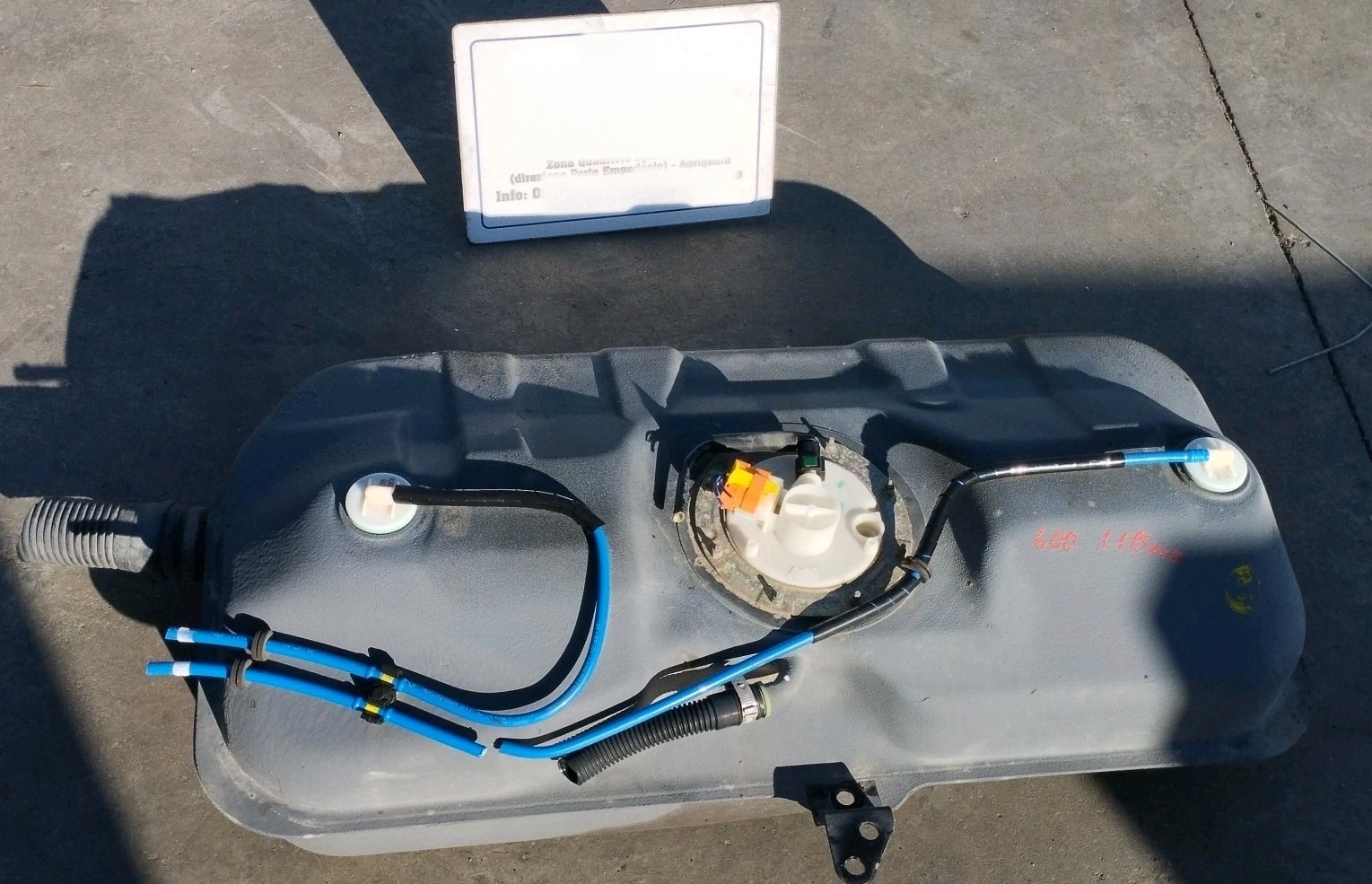 serbatoio carburante tanica completo di pompa - Immagine 1 di 8