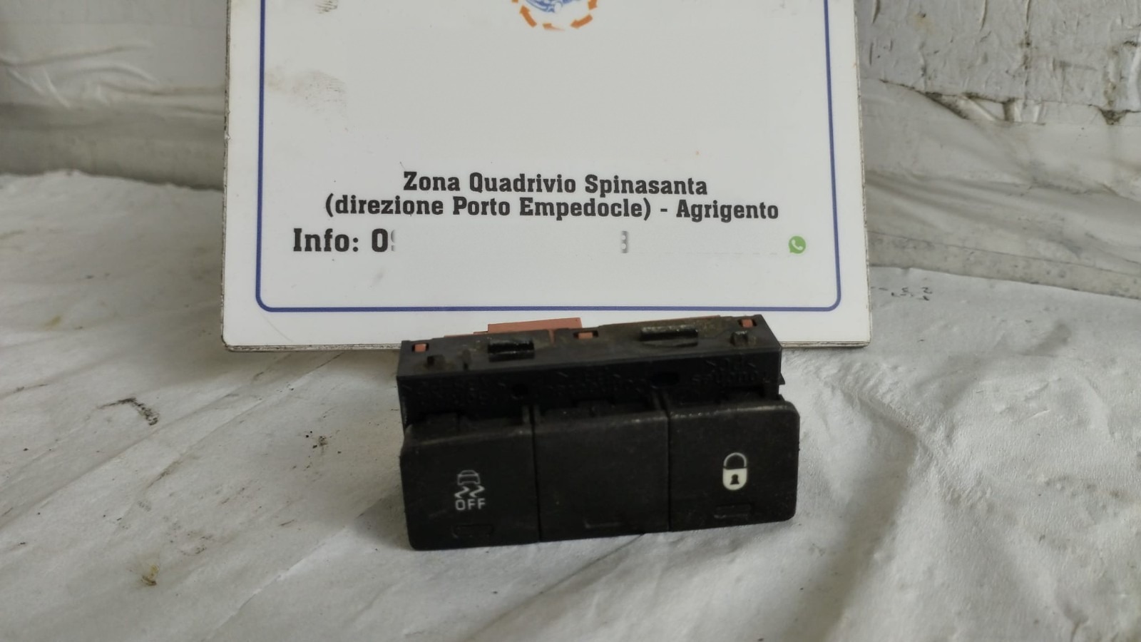 pulsantiera chiusura porte comando on off esp - Immagine 1 di 8