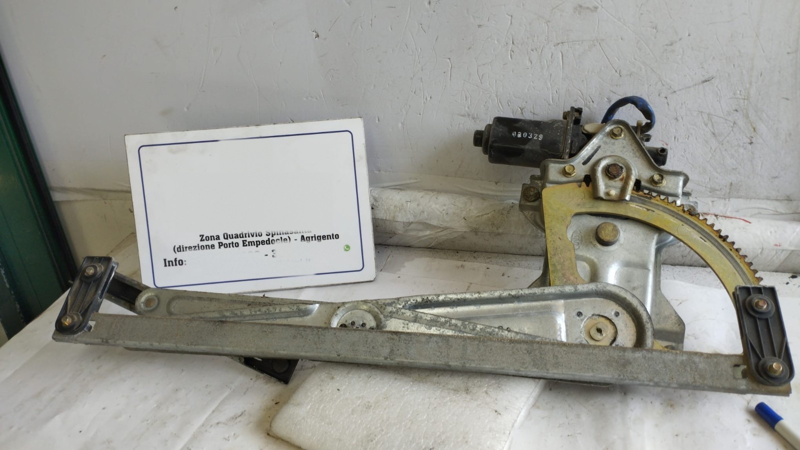 Motorino alzacristallo porta ant. Destro - Immagine 1 di 7