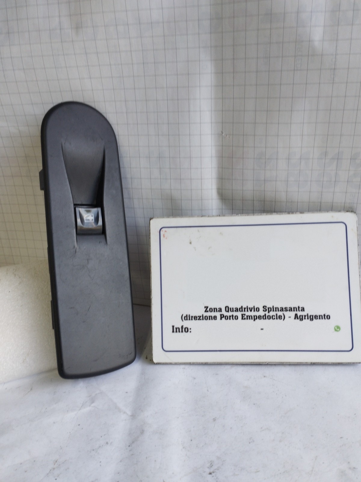 Interruttore Alzacristalli Porta Ant. Destro (Renault) 809603634R Usato