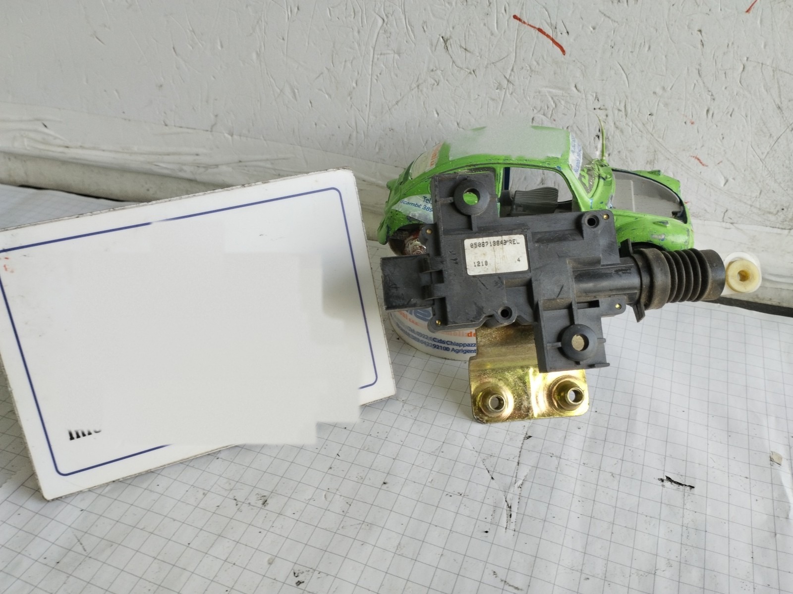 Motorino apertura/chiusura porta post. Destro - Immagine 1 di 9