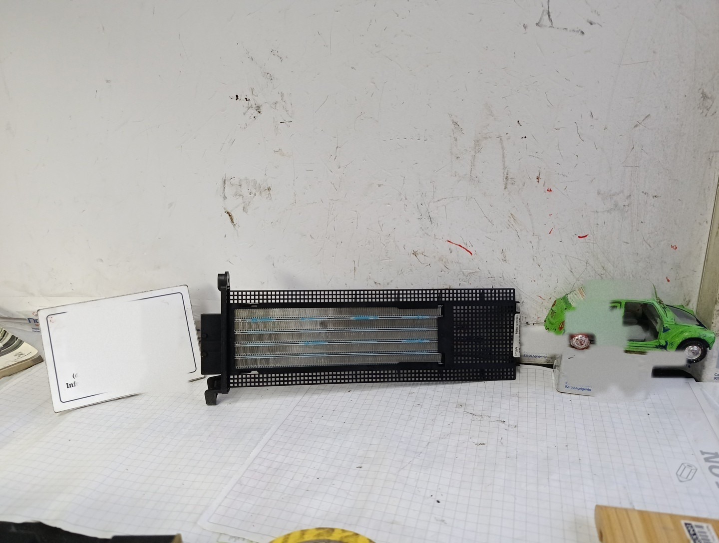 Resistenza Radiatore Stufa Riscaldamento Peugeot 3008 (04/09>10/13<) T2392001 T2392001 Usato