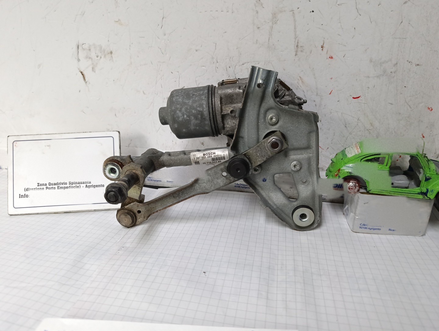motorino tergicristallo anteriore destro - Immagine 1 di 10