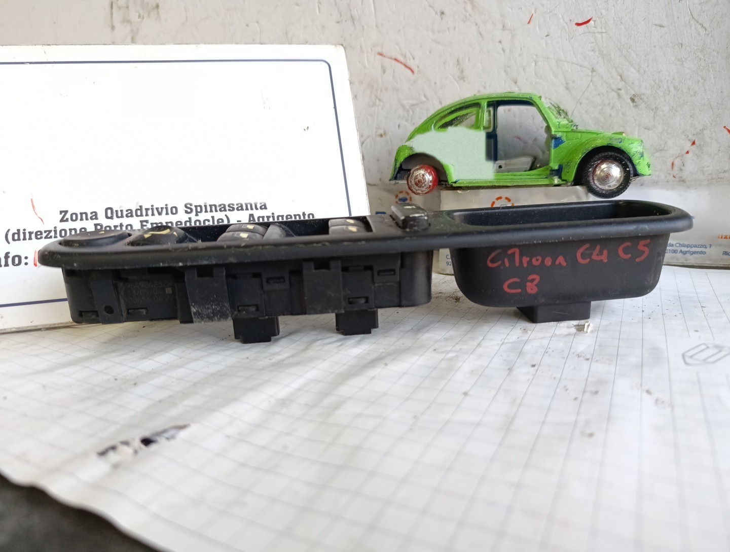 Miniatura 8