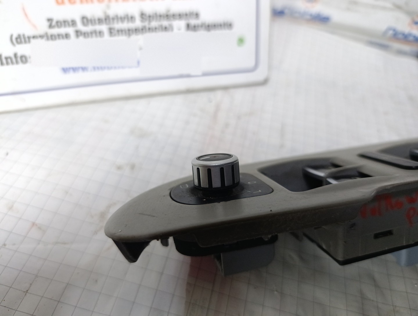 Miniatura 11