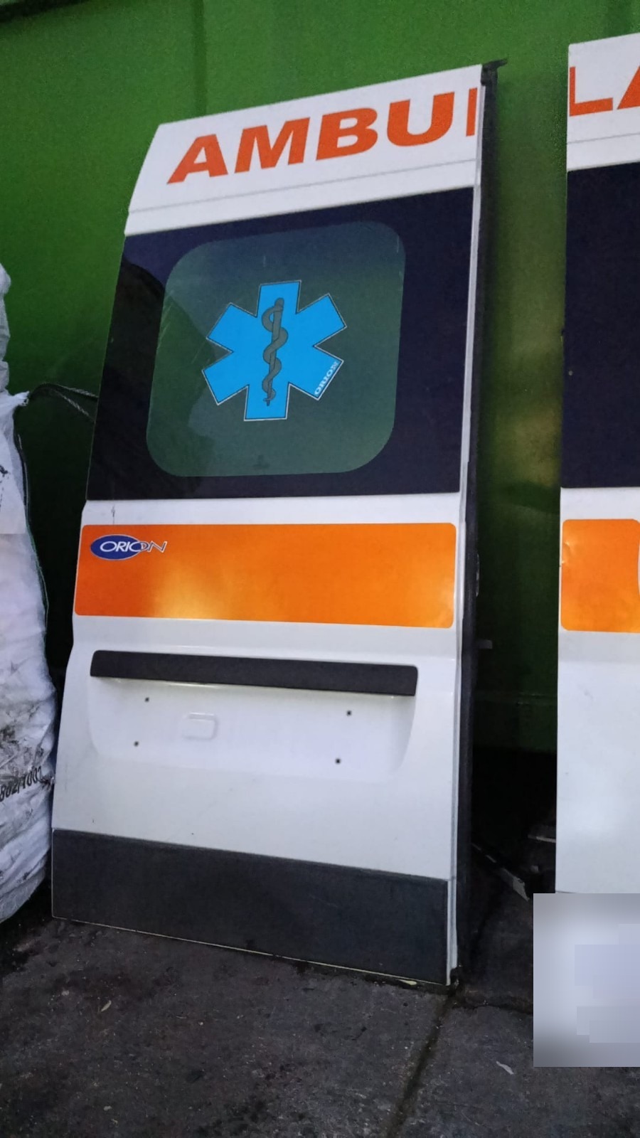 porta carico post. a battente sinistro - Immagine 1 di 9